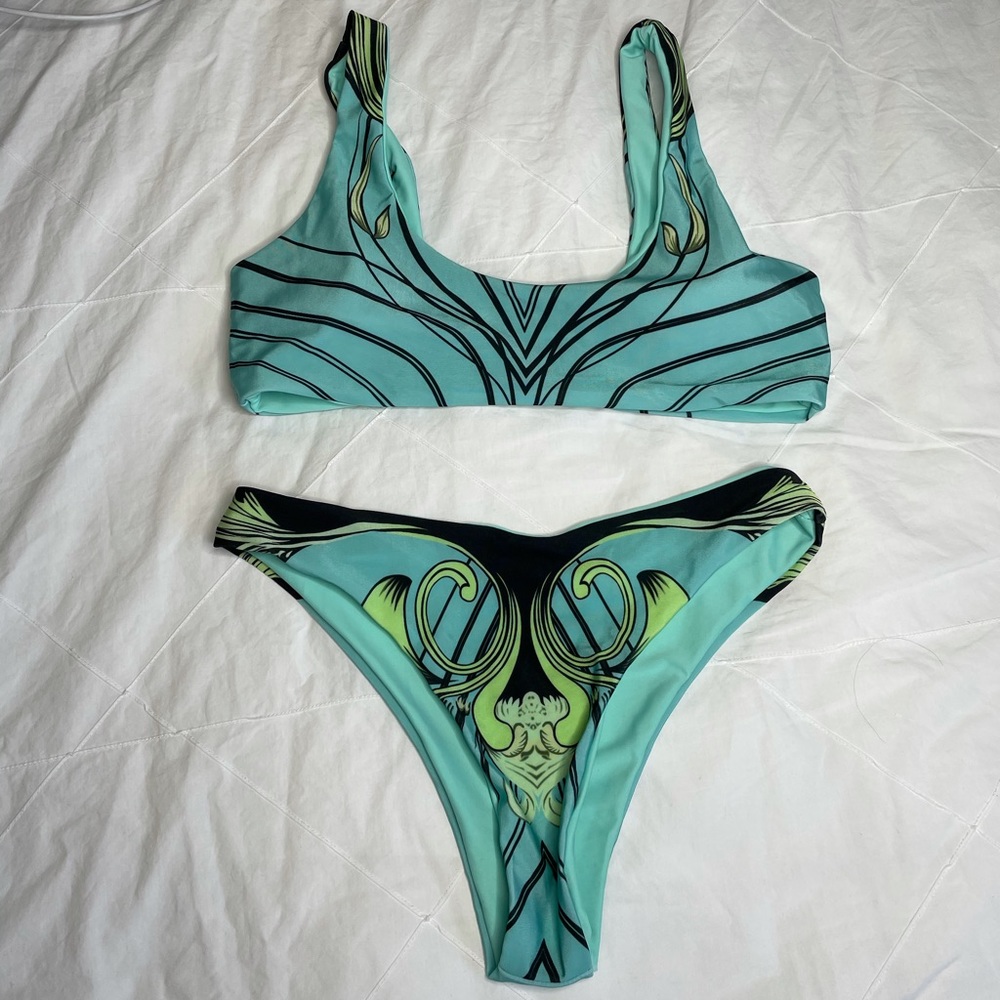 NEW Bikini